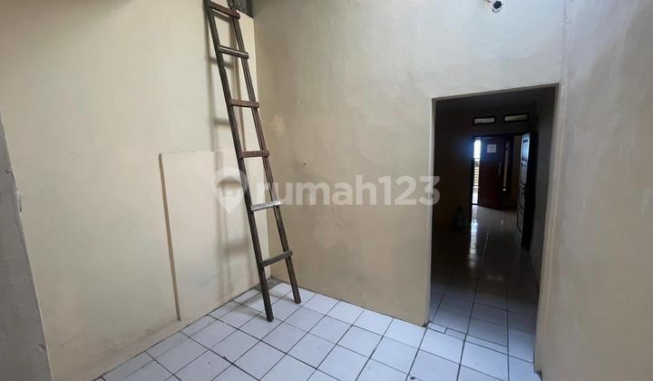 Affordable 1-Story House for Rental Investment in Penggilingan, East Jakarta 2