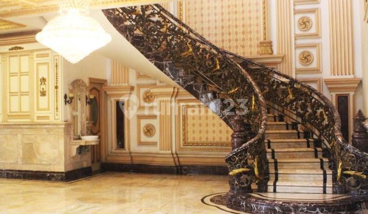 Luxury Ready-to-Occupy 3-Story House in Villa Artha Gading, North Jakarta 2