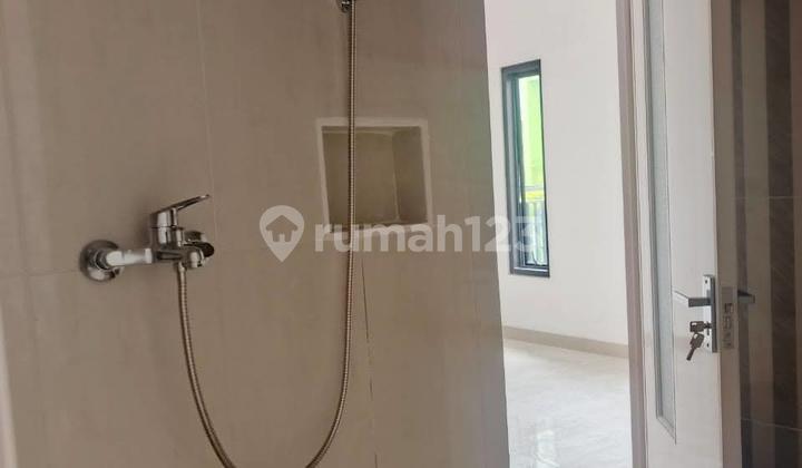 Rumah Baru 2 Lantai Siap Huni Di Puloasem, Jakarta Timur 2