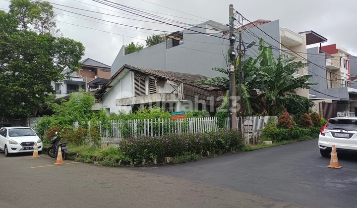 Rumah Tua Hook Hitung Tanah Di Cengkir Barat Kelapa Gading, Jakarta Utara