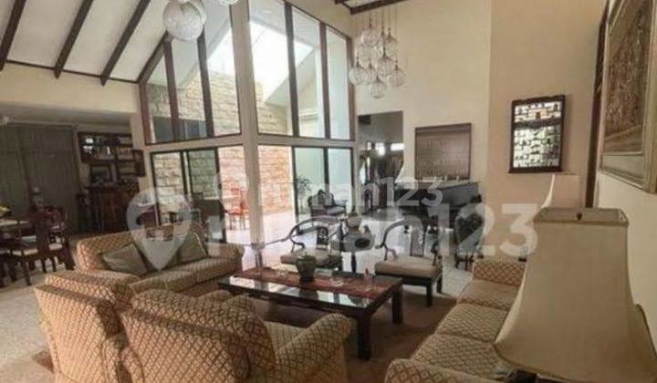 Rumah 1 Lantai Rapi dan Resik di Pondok Indah, Jakarta Selatan Rumah 1 Lantai Rapi dan Resik di Pondok Indah, Jakarta Selatan