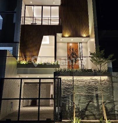 Rumah Baru Tipe Minimalis Modern 3,5 Lantai di Sunter Agung, Jakarta Utara Rumah Baru Tipe Minimalis Modern 3,5 Lantai di Sunter Agung, Jakarta Utara