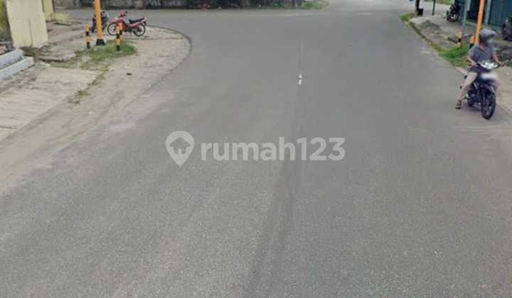 For Quick Sale: Attached Shop House by the Road, Suitable for Business in Sungailiat, Bangka Belitung 2