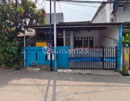 Dijual Rumah Kayu Jati Balap Sepeda Jakarta Timur 1