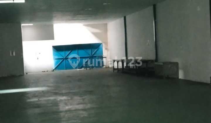 For Rent Warehouse at the End of Kelapa Gading Arterial Road For Rent Warehouse at the End of Kelapa Gading Arterial Road