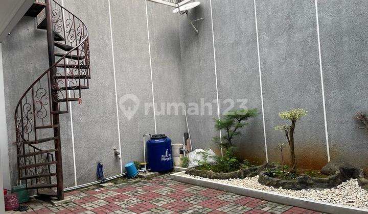 Disewakan Rumah Bagus Furnished di Kayu Putih, Jakarta Timur  2