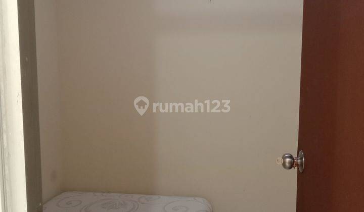 Di Jual Apartemen 2 Kamar Sudah Sertifikat, Tower Chrysant Lt.22 , Kosongan . Nego 2