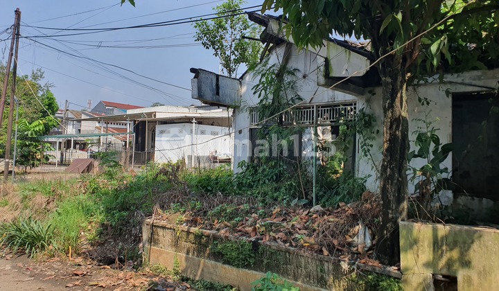 Di Jual Murah .. Rumah Villa Nusa Indah, di Hitung Tanah Saja. Posisi Hoek 2