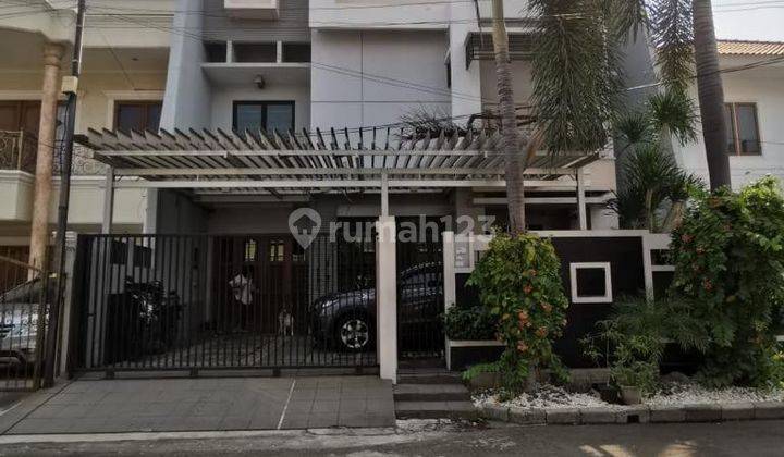 Di  Jual Rumah Gading Kirana Barat 1, Bagus dan nyaman, lokasi strategis,  2