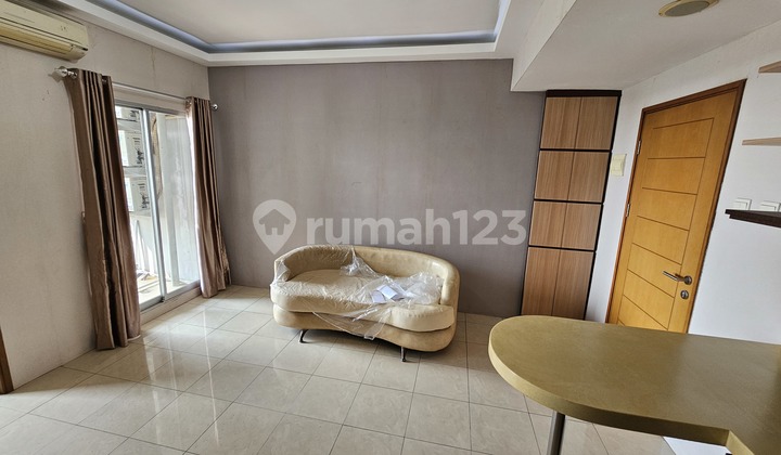 Dijual Unit Apartemen Gading Greenhill B.2320 Lt.23 2BR, type 48. Kelapa Gading, Jakarta.