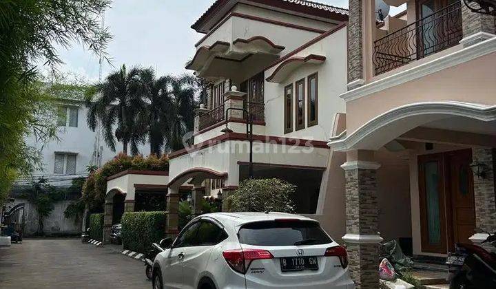 Rumah disewakan di Ragunan 1