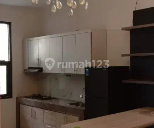 Rumah disewakan di Pejaten Barat