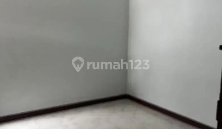 House for rent in Kalibata 2