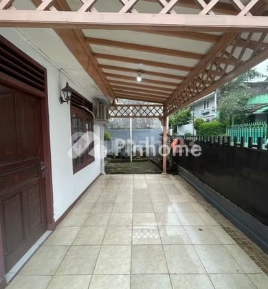 Rumah Disewakan di Tanah Kusir