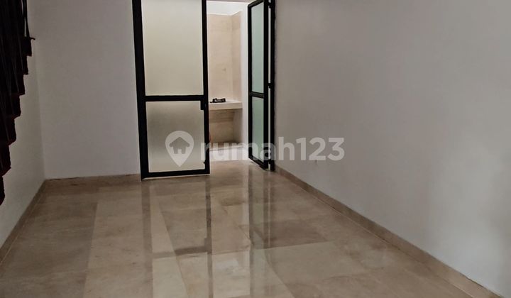 Rumah disewakan di cilandak barat 2