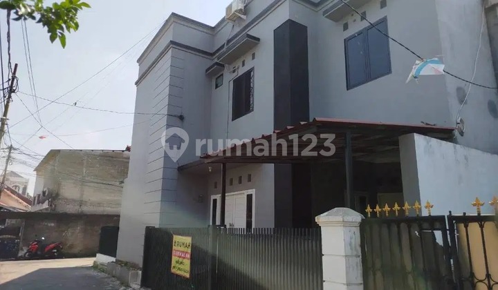 Rumah disewakan di Pejaten