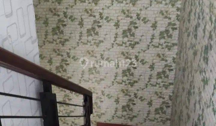Rumah disewakan di Pejaten 2
