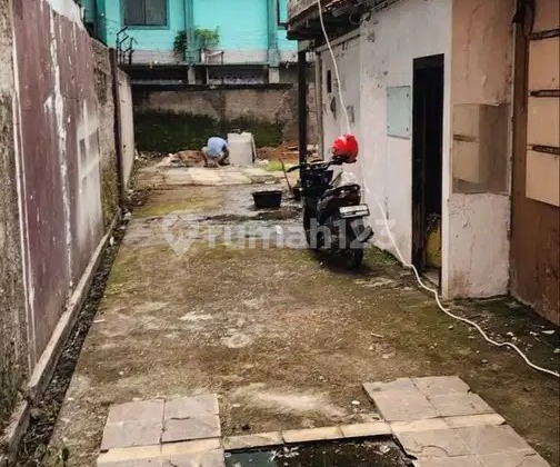 Rumah disewakan di Lebak Bulus 2