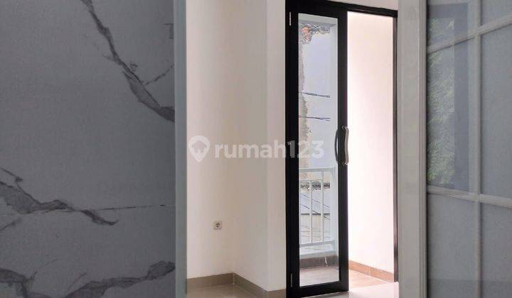 Rumah Minimalis 2 lantai SHM di Cipinang Jakarta Timur 2