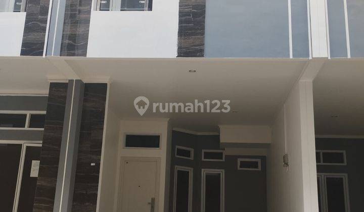 Rumah Ready Full Furniture Di Pisangan Baru Matraman Jakarta  1