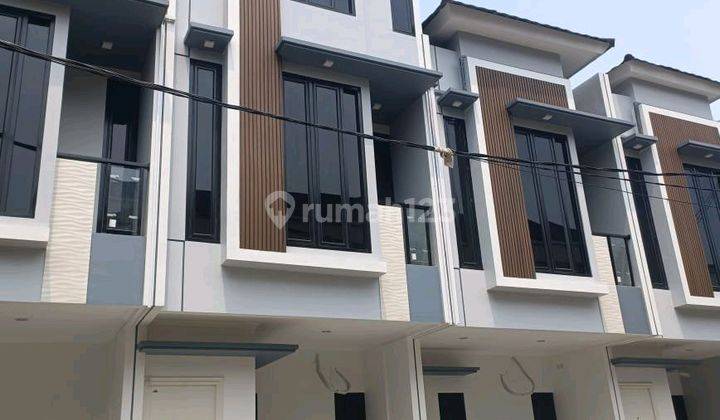 Rumah Modern Elegan Baru Di Menteng Setia Budi Jakarta Selatan 1