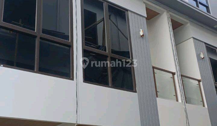 Rumah Murah Minimalis Elegan 3 Lantai Di Rawasari Jakarta Pusat 1