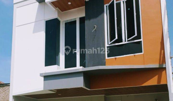 Rumah Minimalis Modern Elegan Baru Di  Bandung Kota 1