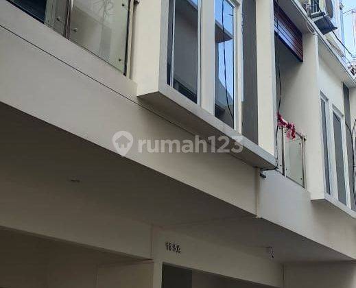 Rumah Bagus SHM 3 lantai strategis daerah jakarta pusat rawasari 2