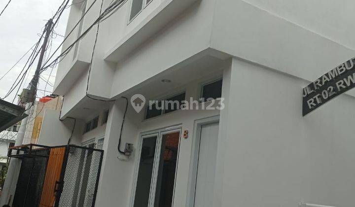 Cipinang elok rumah 2 lantai modern minimalis strategis SHM 1