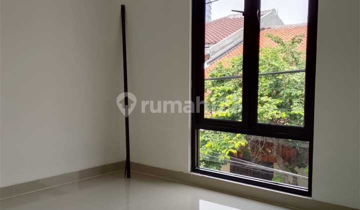 Cluster Pramuka Sari Rumah Baru Shm 2lantai Jakarta Pusat 2