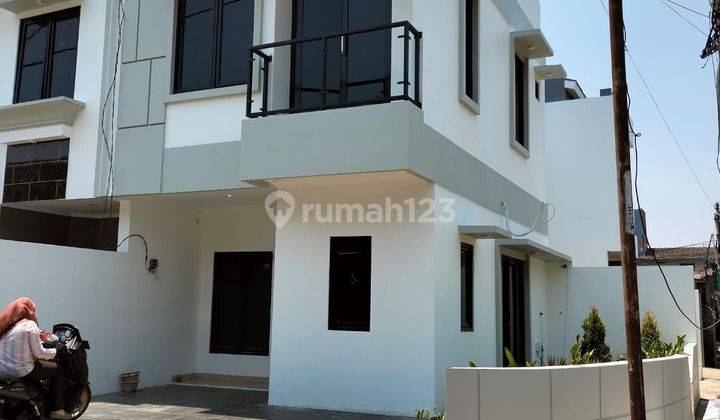 Rumah Baru2 Lantai, Shm Di Kota Bandung Tempat Strategis  1