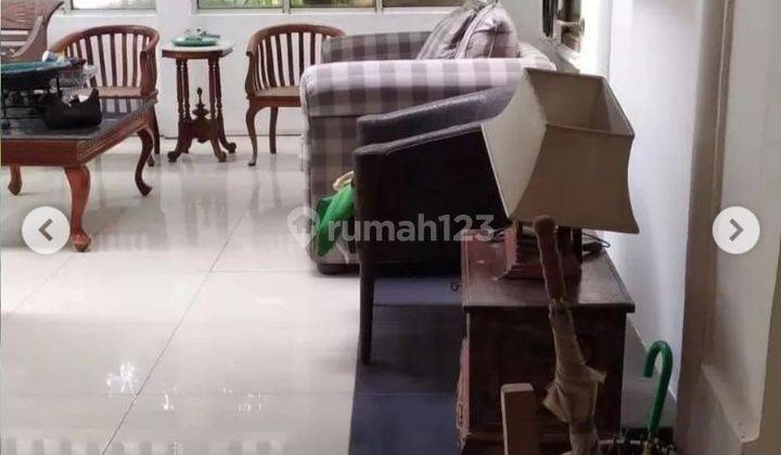 Rumah Asri SHM 2 Lantai di Komplek Graha Cinere 2