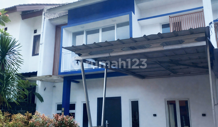 Dijual Rumah Siap Huni SHM 2 Lantai Dalam Komplek di Depok Dijual Rumah Siap Huni SHM 2 Lantai Dalam Komplek di Depok