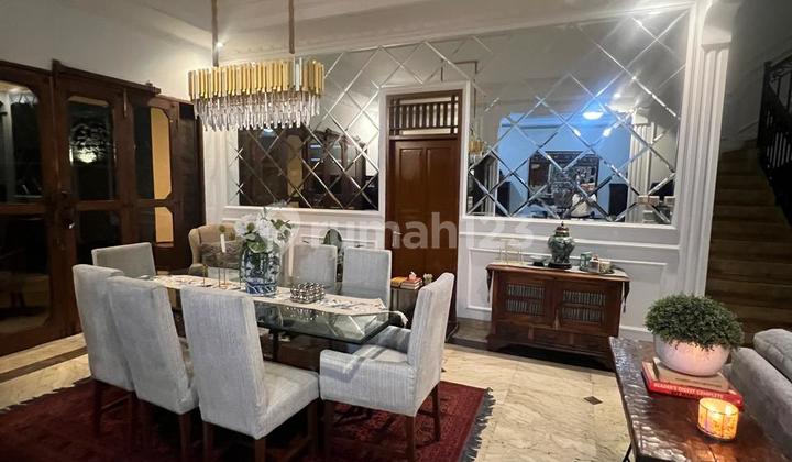 Rumah 2 Lantai SHM, Bagus, Asri dan Luas di Pangkalan Jati, Depok