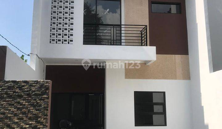 Hot Sale Rumah Baru Minimalis 2 Lantai Unfurnish Siap Huni Dengan Nyaman Dan Aman di Gegerkalong Bandung 1