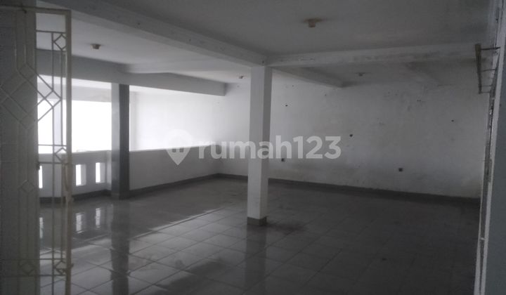 For Rent 3-Story Shop House in Cieunteung Tasikmalaya 2