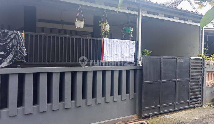 Rumah di Lokasi jl cisalak perum Baitulmarhamah 2 hadap Selatan 1