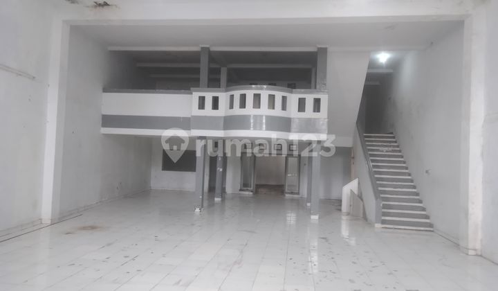 For Rent 3-Story Shop House in Cieunteung Tasikmalaya 1