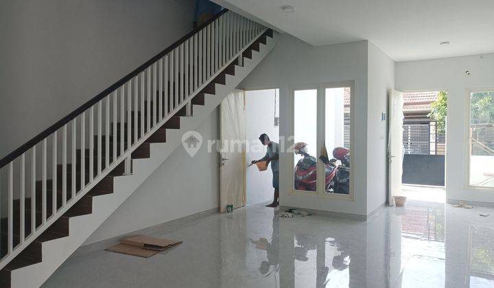 Rumah 2 Lantai Bisa Kpr Perumahan Pondok Candra Indah 2