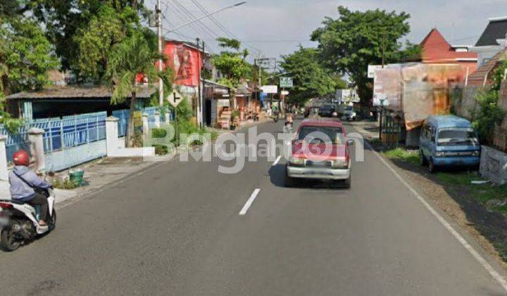 TANAH STRATEGIS DI PINGGIR JALAN BESAR DEKAT PANGGUNG COCOK BUAT USAHA DEKAT MASJID ZAYED KOTA SOLO 2