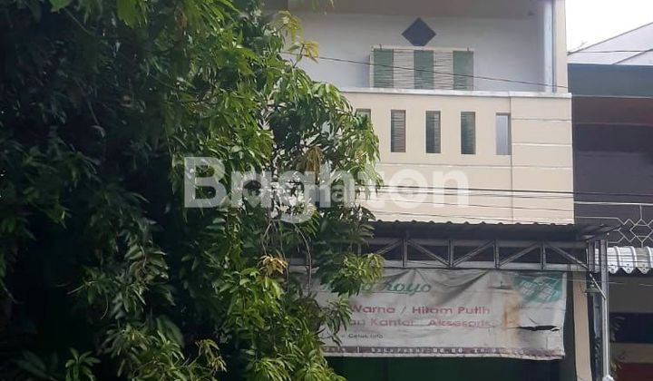 RUMAH 3 LANTAI SIAP PAKAI BISA BUAT USAHA DAN KOST DEKAT AUB MOJOSONGO SOLO 1