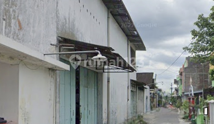 Strategic Warehouse in Mojosongo Near Jayawijaya Park Strategic Warehouse in Mojosongo Near Jayawijaya Park