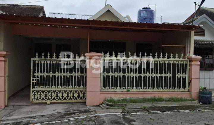 RUMAH SIAP HUNI DI DAERAH PERUMAHAN DEKAT JALAN JAYAWIJAYA  MOJOSONGO SOLO 1