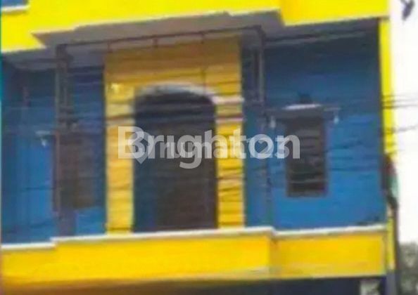 RUKO 3 LANTAI COCOK BUAT USAHA LOKASI PINGGIR JALAN STRATEGIS DEKAT RS DR OEN KANDANDANG SAPI JEBRES SOLO