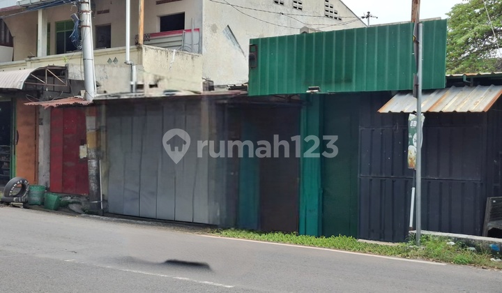 Rumah Mojosongo Solo Lokasi Strategis di Pinggir Jalan Raya Cocok Buat Usaha Rumah Mojosongo Solo Lokasi Strategis di Pinggir Jalan Raya Cocok Buat Usaha