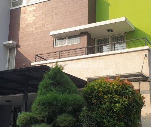 Dijual Serius!! Rumah PIK uk 165m2 ,3lt rumah hoek siap tempati . Rapi Elegant Jakarta Utara  1