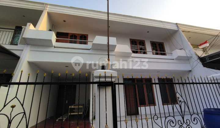 Disewa Rumah Muara Karang Blok* uk200m2 Rapiat Jakarta Utara
 2