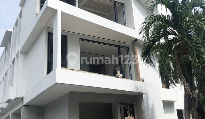 Dijual Brand New Rumah Muara Karang Uk 4x15, 3.5lt Elegant Jakut