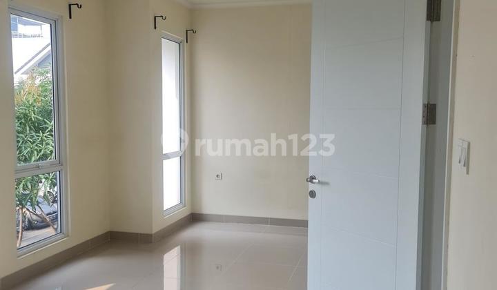 RUMAH CANTIK MINIMALIS DI GADING SERPONG 2 LANTAI BAGUS SIAP HUNI 2