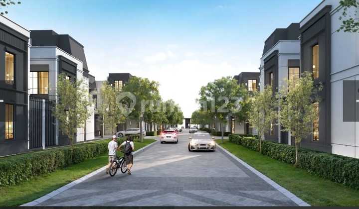 New European Design 3-Story House with Beautiful Attic Room Ceiling 2